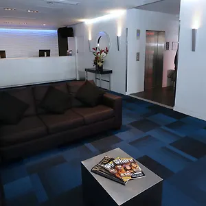 George Williams 4* Брисбен