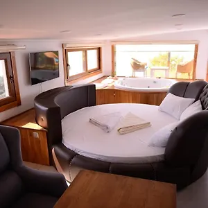 buradan rezervasyon yapın